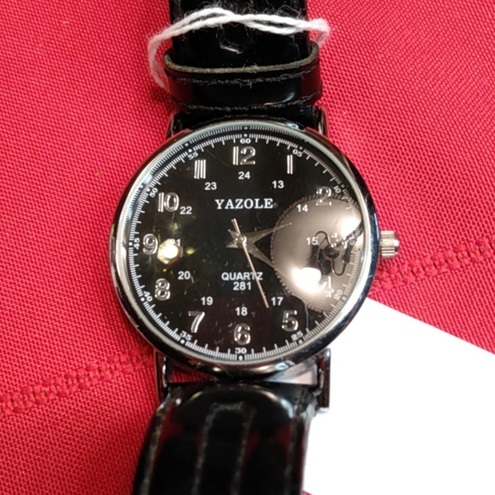 Yazole Watch